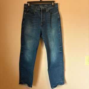 Old Navy Extra High Rise Sky-Hi Straight Jeans